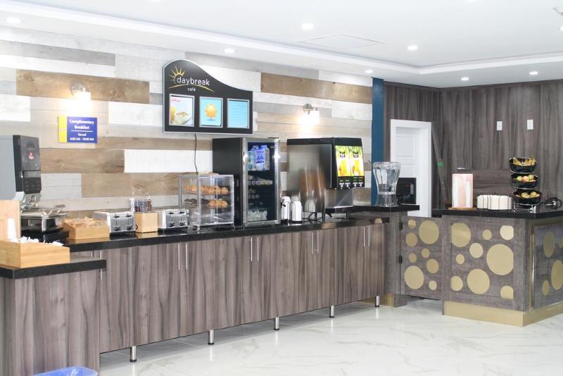 Days Inn By Wyndham Saint John Zewnętrze zdjęcie